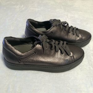 Naked Feet Helixx Platform Sneakers